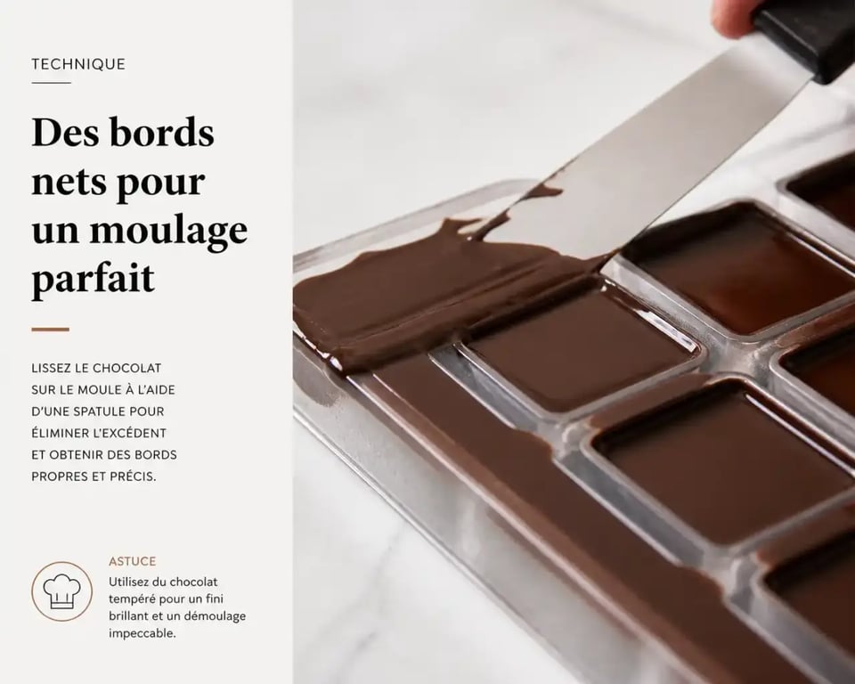Moulage et démoulage des petits chocolats maison faciles